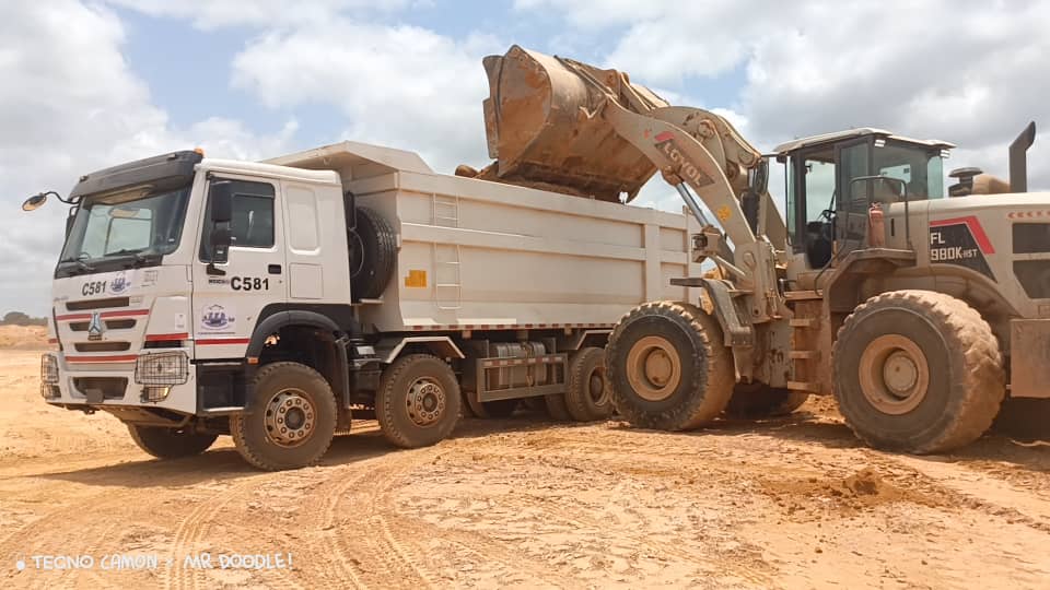 Transport des fosses satellites de Morila