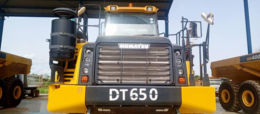 Komatsu DT650